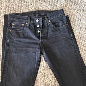 Levi's Women's Dark Gray Straight Leg Jeans